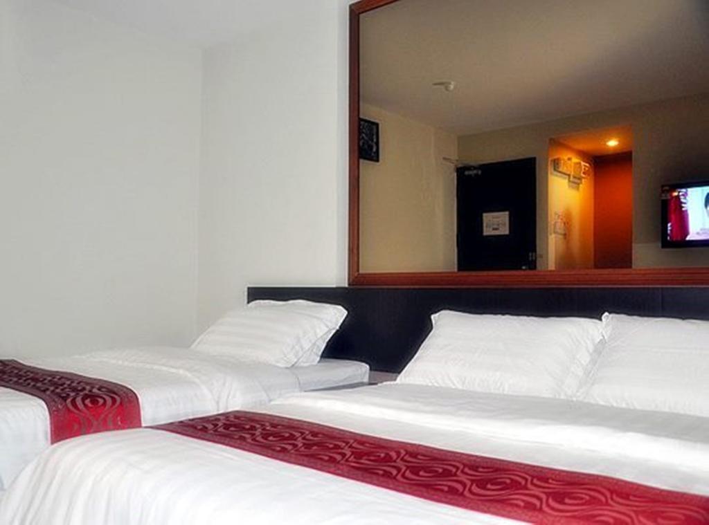 Goldenhill Hotel Κότα Κιναμπαλού Δωμάτιο φωτογραφία